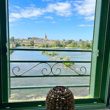 La Vue Loire Appartement Saint-Denis-de l'Hotel ภายนอก รูปภาพ