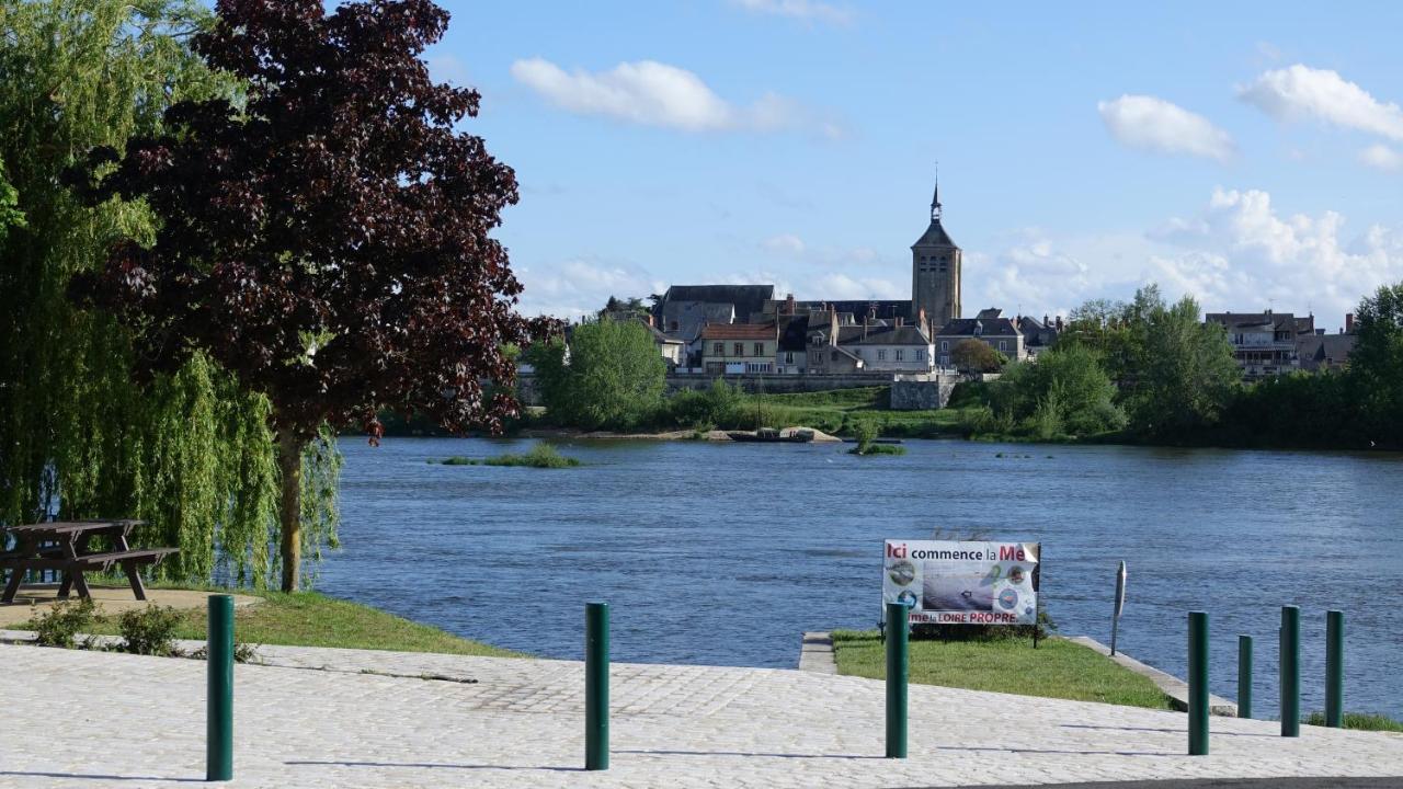 La Vue Loire Appartement Saint-Denis-de l'Hotel ภายนอก รูปภาพ