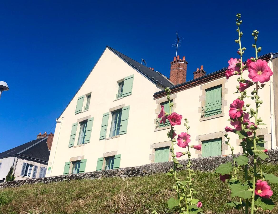 La Vue Loire Appartement Saint-Denis-de l'Hotel ภายนอก รูปภาพ